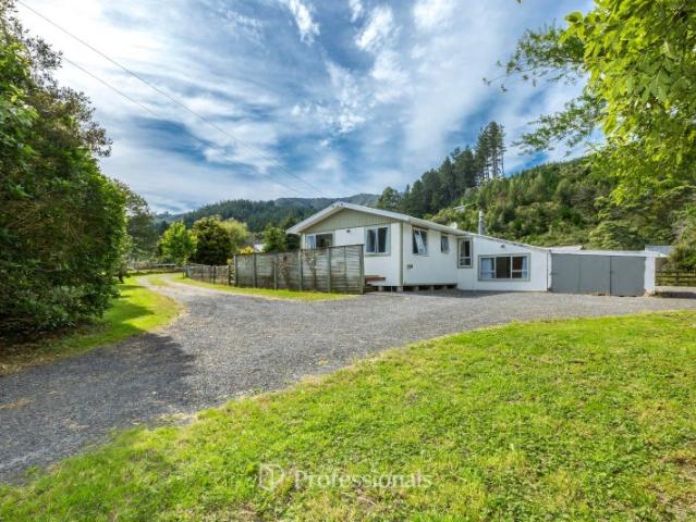 House for rent in Pauatahanui, Wellington