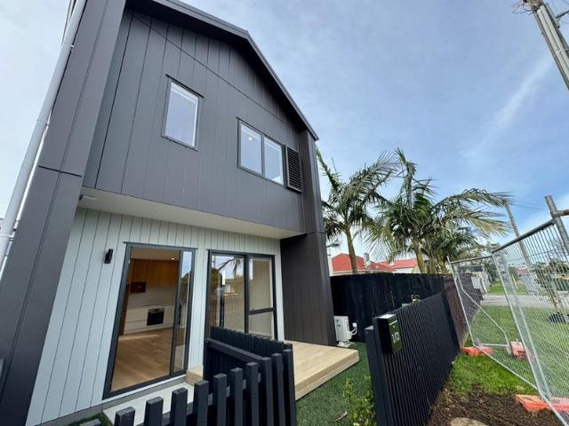 House for rent in Owhata, Oroua County