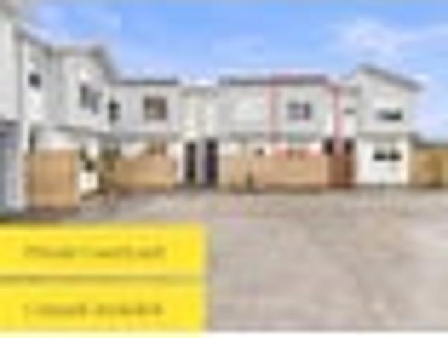 Townhouse for rent in Māngere East, Māngere-Ōtāhuhu