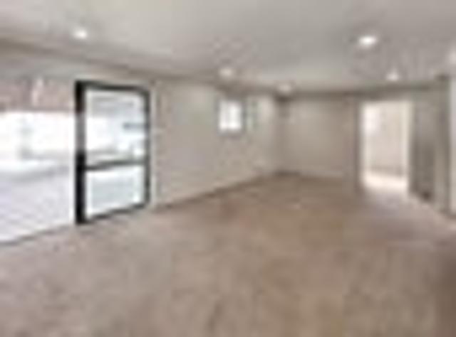 House for rent in Owhata