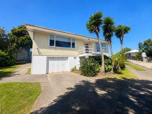 House for rent in Owhata, Oroua County