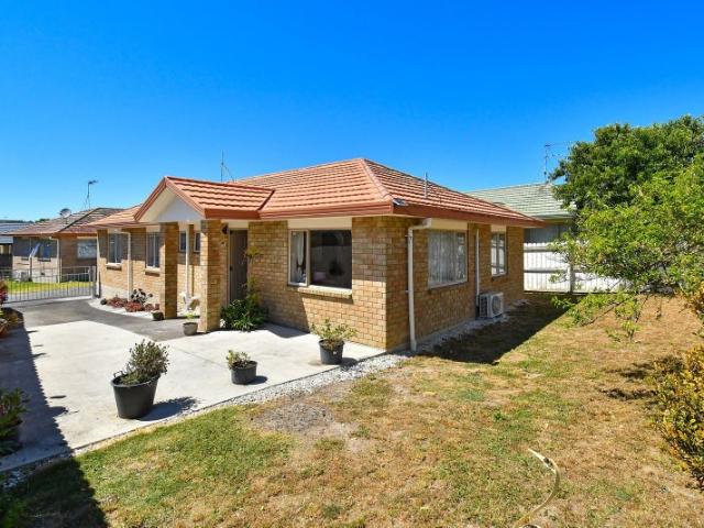 House for rent in Owhata, Oroua County