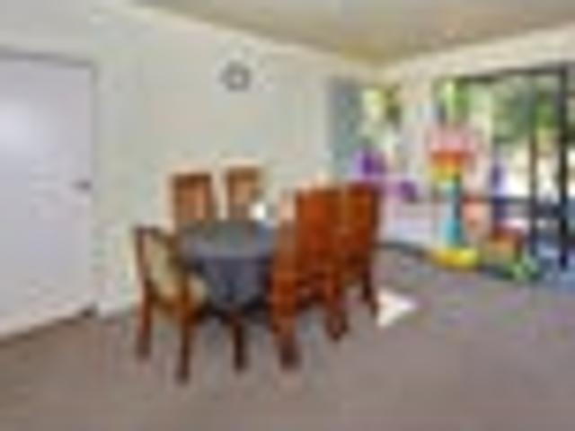 Townhouse for rent in Owhata, Oroua County