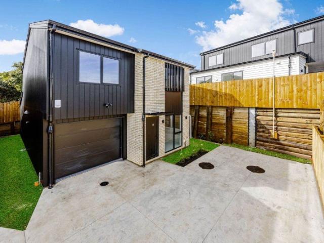 House for rent in Owhata, Oroua County