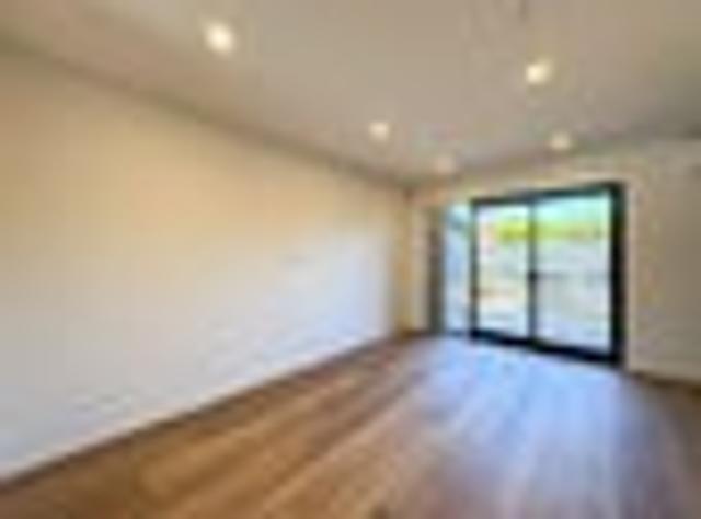 Townhouse for rent in Owhata, Oroua County