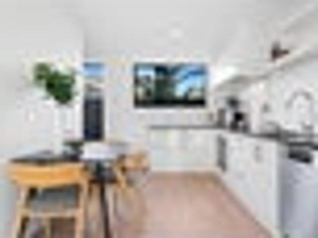 Townhouse for rent in Owhata