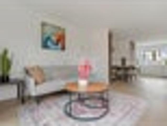 Townhouse for rent in Owhata