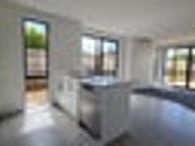 Townhouse for rent in Owhata