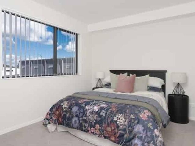 Townhouse for rent in Owhata, Oroua County