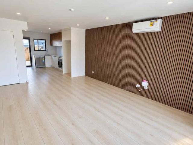 House for rent in Owhata, Oroua County