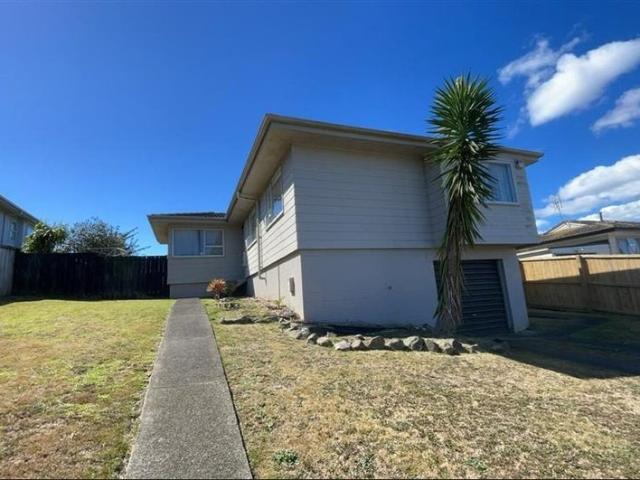 House for rent in Owhata, Oroua County