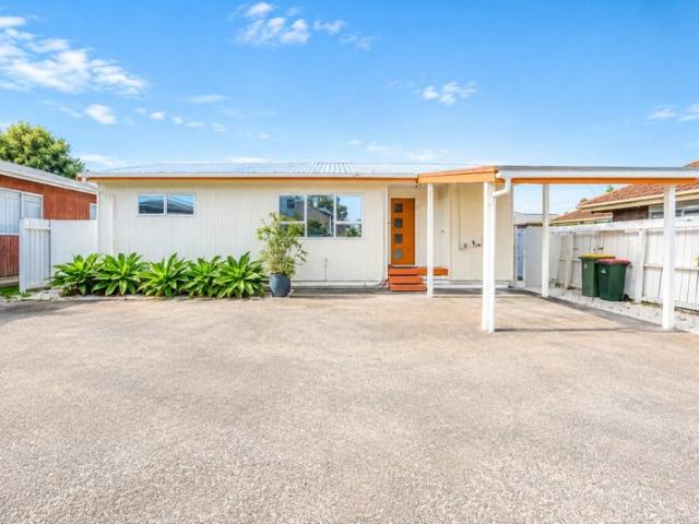 House for rent in Owhata, Oroua County