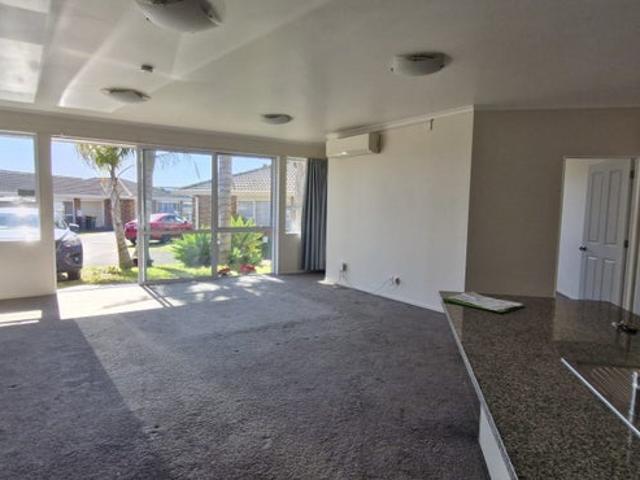 House for rent in Owhata, Oroua County