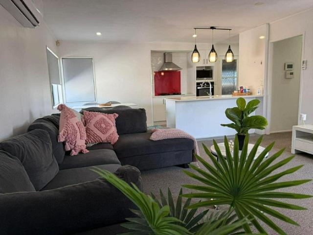 House for rent in Owhata, Oroua County