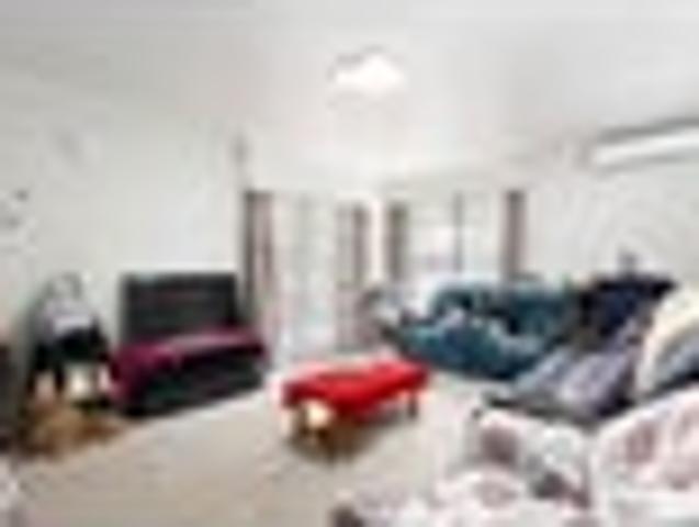 House for rent in Owhata, Oroua County