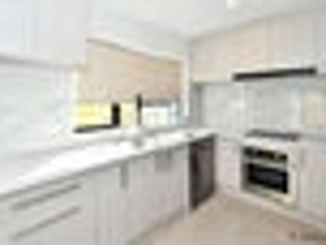 Townhouse for rent in East Tamaki, Oroua County