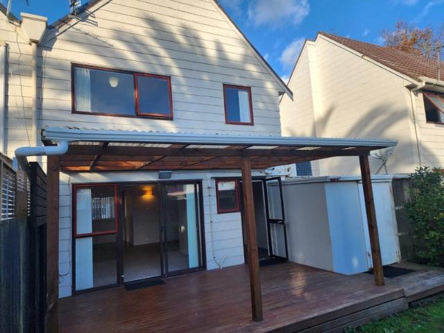 House for rent in Owhata, Oroua County