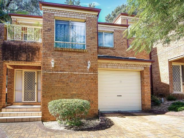 House for rent in Mangerton, Wollongong City Council