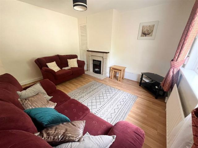 House to rent in Bluebell, North Tipperary