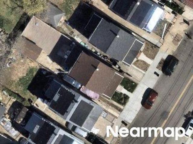 House for sale in Queens, Arverne