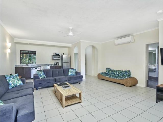 Apartment for rent in Palm Cove, Queensland