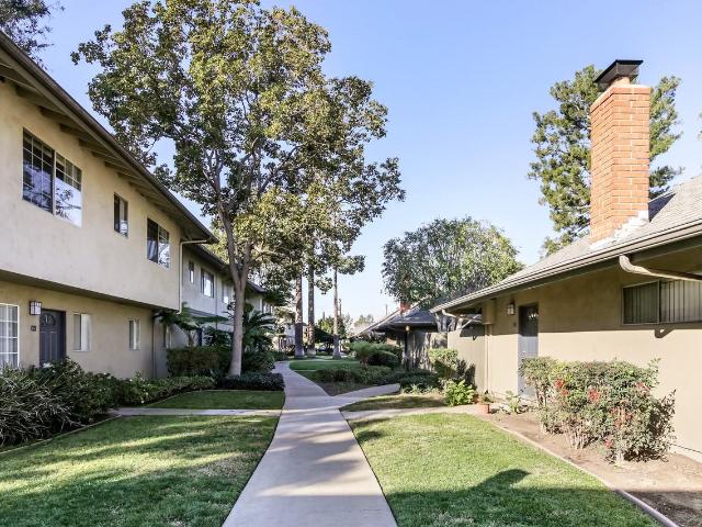 Apartment for rent in Santa Ana, California
