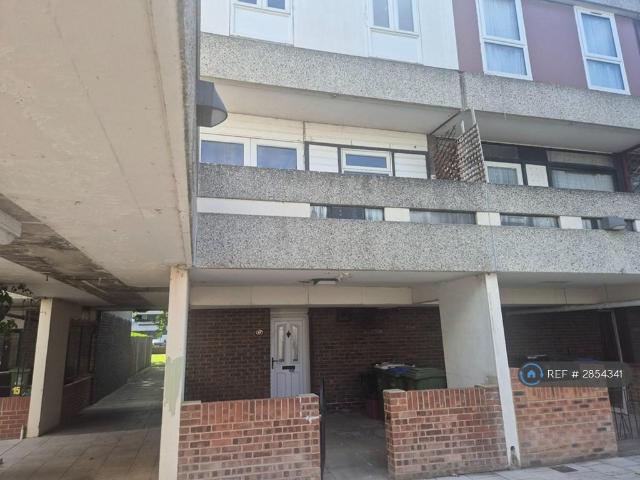 House for rent in West Heath, Greater London