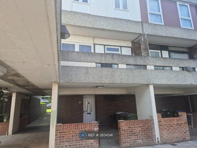 House for rent in West Heath, Greater London