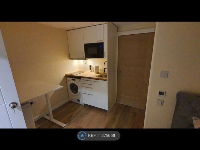 Studio for rent in West Heath, Greater London