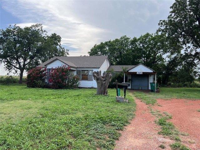 House for sale in Mangum, Greer County