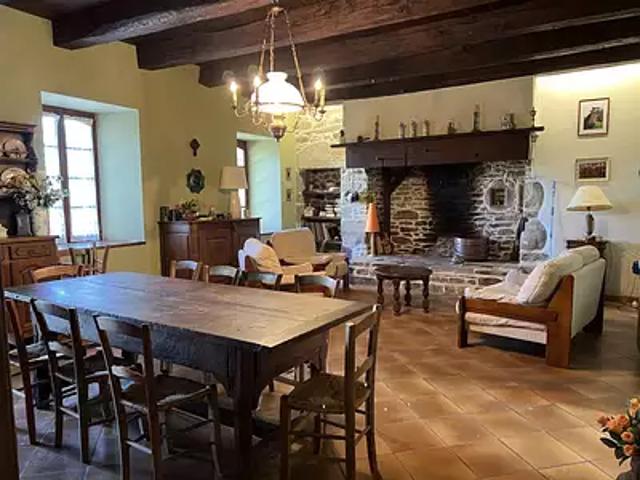 Maison vente à Villefranche-de-Rouergue, Manhac
