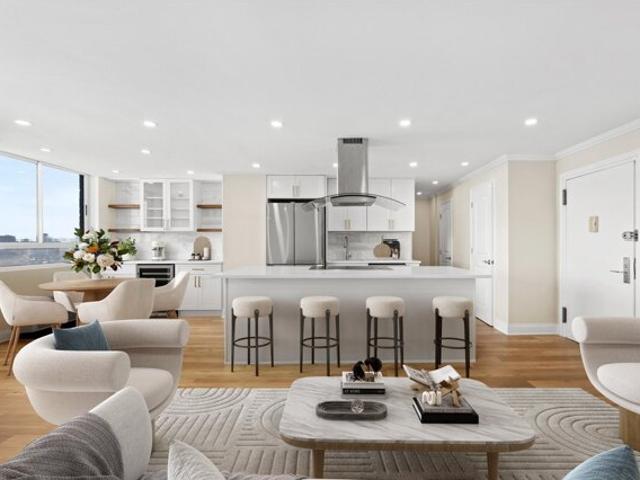 Condo for sale in Hudson, New Jersey