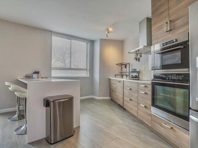 Condo for sale in Hudson, New Jersey
