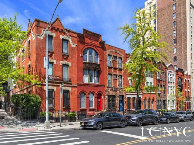 House for sale in Arverne, New York