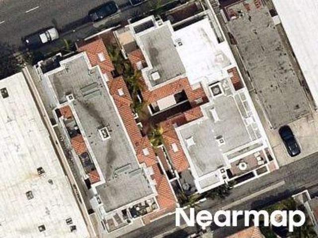 Condo for sale in Hill Section, Manhattan Beach