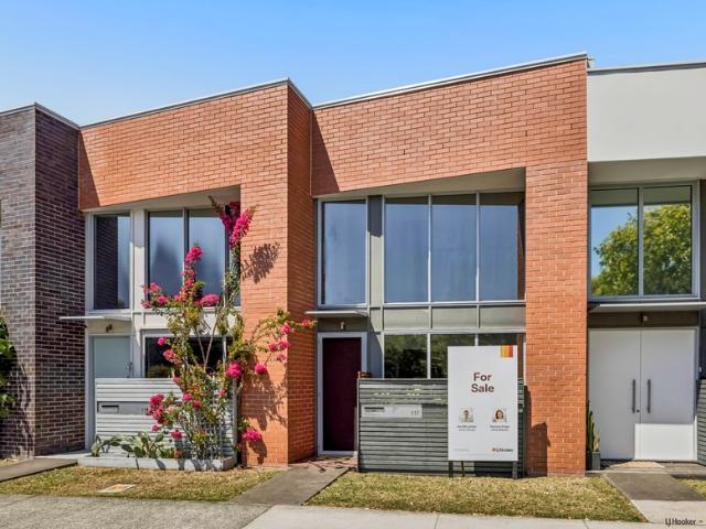 Townhouse for sale in Fernbrook, Queensland