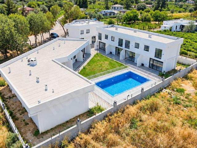 Güzelköy, Şehzadeler içerisinde satılık Villa