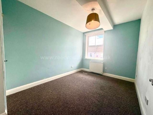 Apartment for rent in Kursaal Estate, Alton Barnes