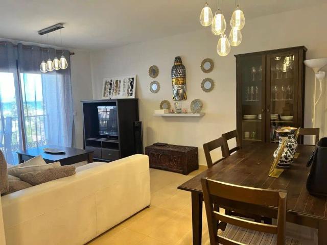 Apartamento en alquiler en Castillo de la Duquesa, Costa del Sol Occidental