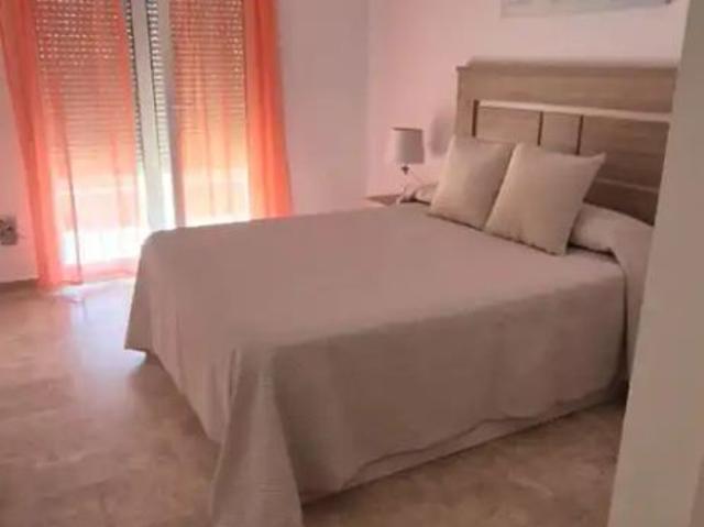 Apartamento en alquiler en Castillo de la Duquesa, Costa del Sol Occidental