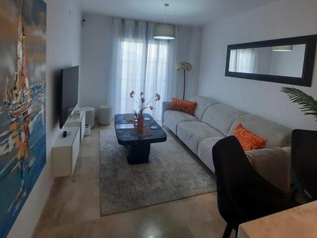 Apartamento en alquiler en Castillo de la Duquesa, Costa del Sol Occidental