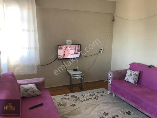 Akhisar, Manisa içerisinde satılık mülk