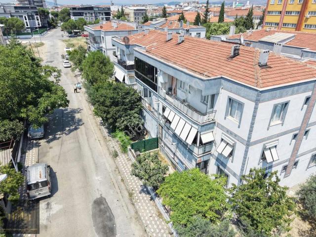 Akhisar, Manisa içerisinde satılık mülk