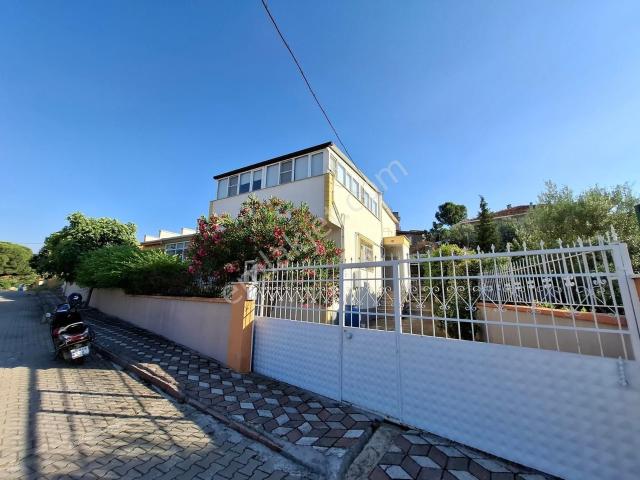 Akhisar, Manisa içerisinde satılık Villa