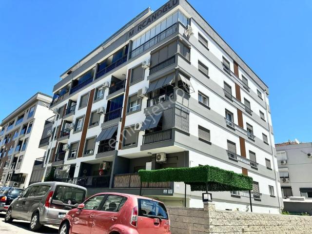 Karşiyaka, İzmir içerisinde satılık mülk