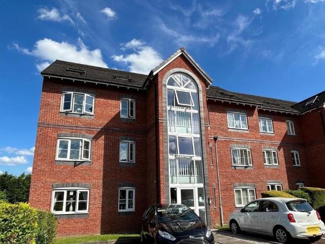 Apartment for rent in Lilford, Wigan