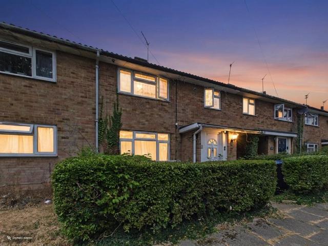 House for rent in Highfield, Pouchen End