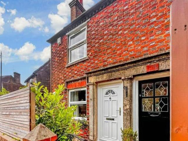House for sale in Lyons, Greater London