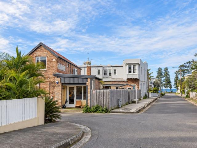 Apartment for rent in Big Manly, Hibiscus and Bays