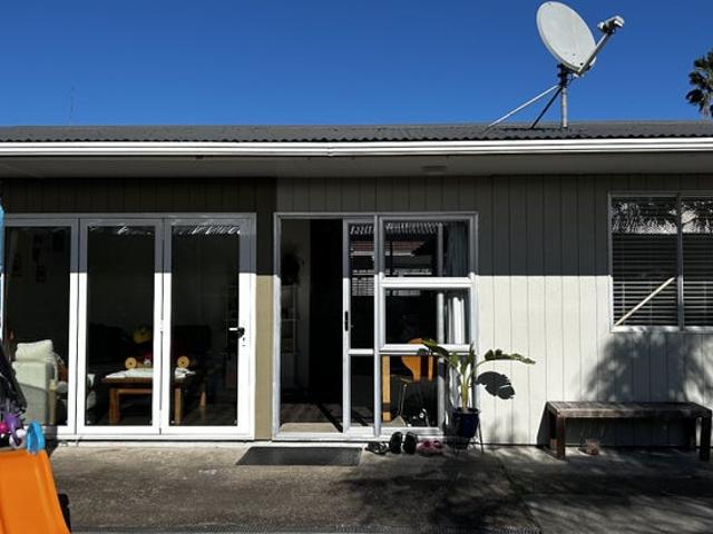 Apartment for rent in Whangaparaoa, Oroua County